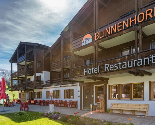 _19-05_Hotel_Blinnenhorn_Aussen_14